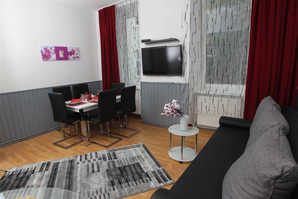 וינה Royal Resort Apartments Belvedere מראה חיצוני תמונה