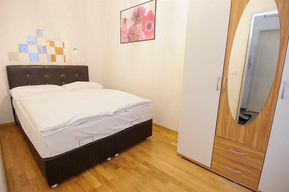וינה Royal Resort Apartments Belvedere מראה חיצוני תמונה