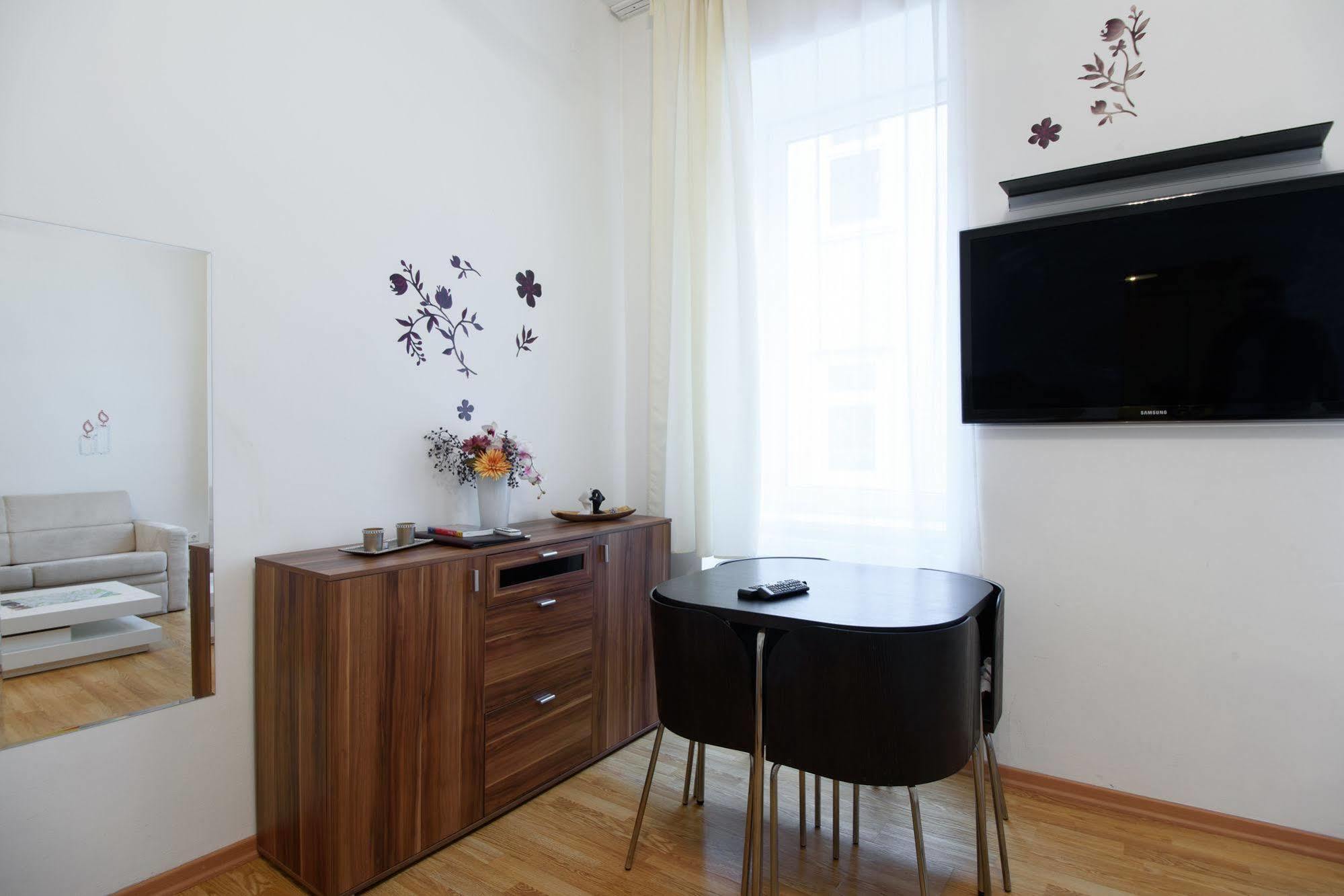 וינה Royal Resort Apartments Belvedere מראה חיצוני תמונה