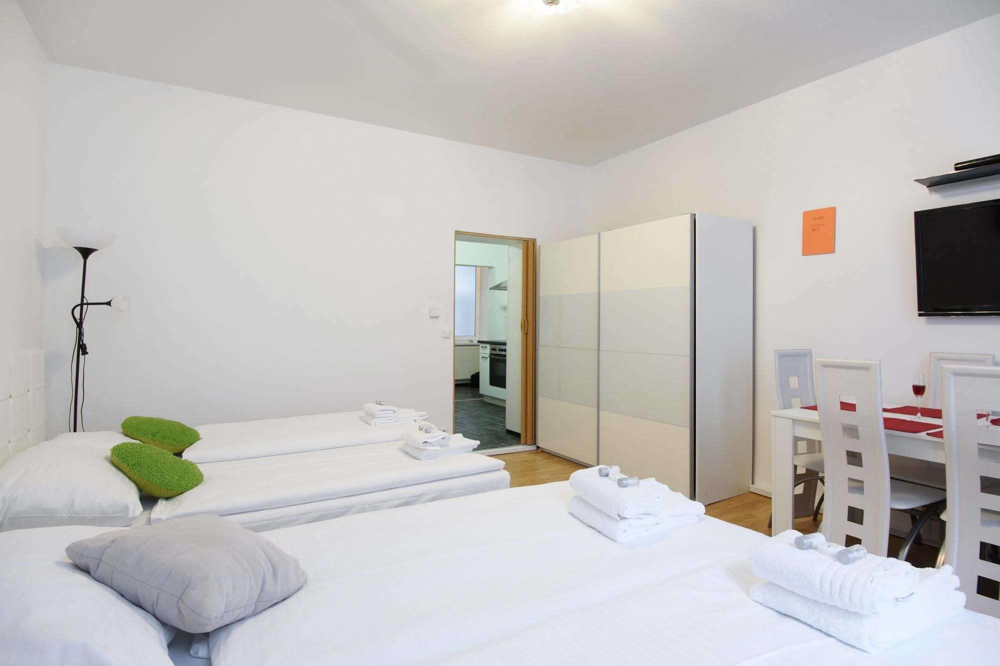 וינה Royal Resort Apartments Belvedere מראה חיצוני תמונה