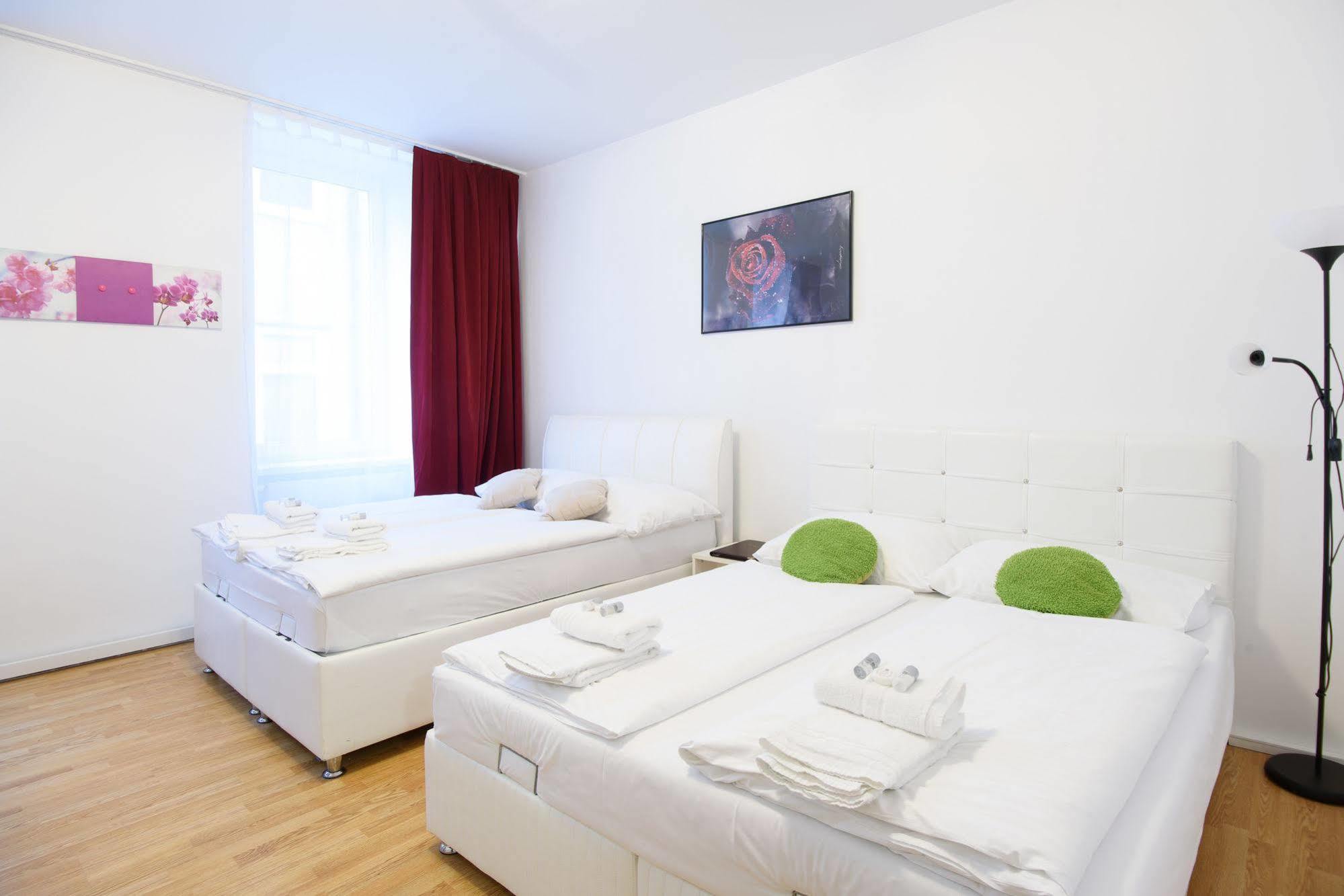 וינה Royal Resort Apartments Belvedere מראה חיצוני תמונה