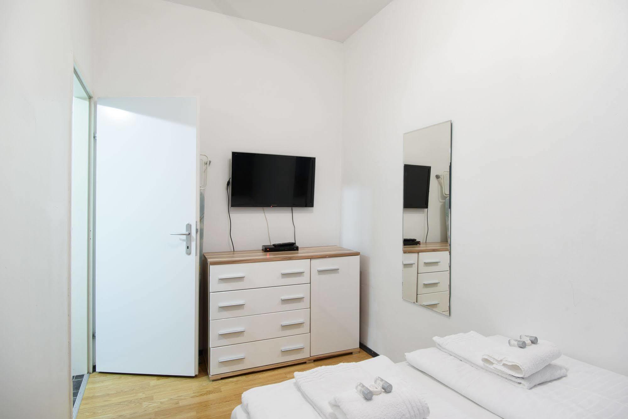 וינה Royal Resort Apartments Belvedere מראה חיצוני תמונה